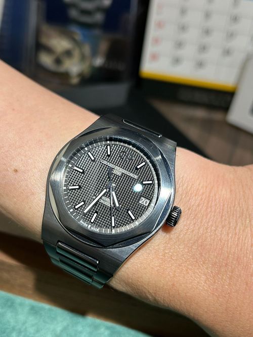 ジラールペルゴ ロレアート 42mm セラミック 81010-32-631-32Aの購入レビュー（評価・評判・口コミ）【ふー様】