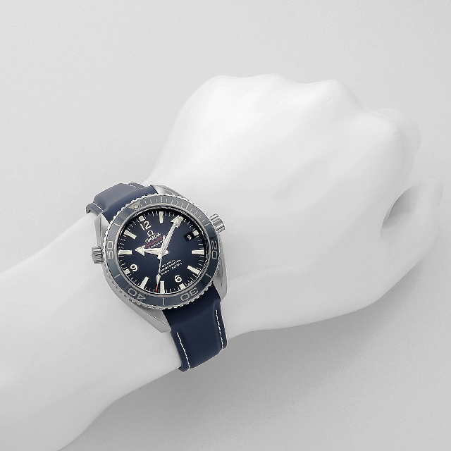 オメガ シーマスター プラネットオーシャン 600M コーアクシャル 232.92.42.21.03.001 新品 メンズ WEB限定品 商品画像 4